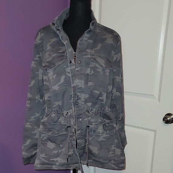 Lane Bryant Light Green Camo Utility Jacket Sz: 18/20 - Picture 6 of 7